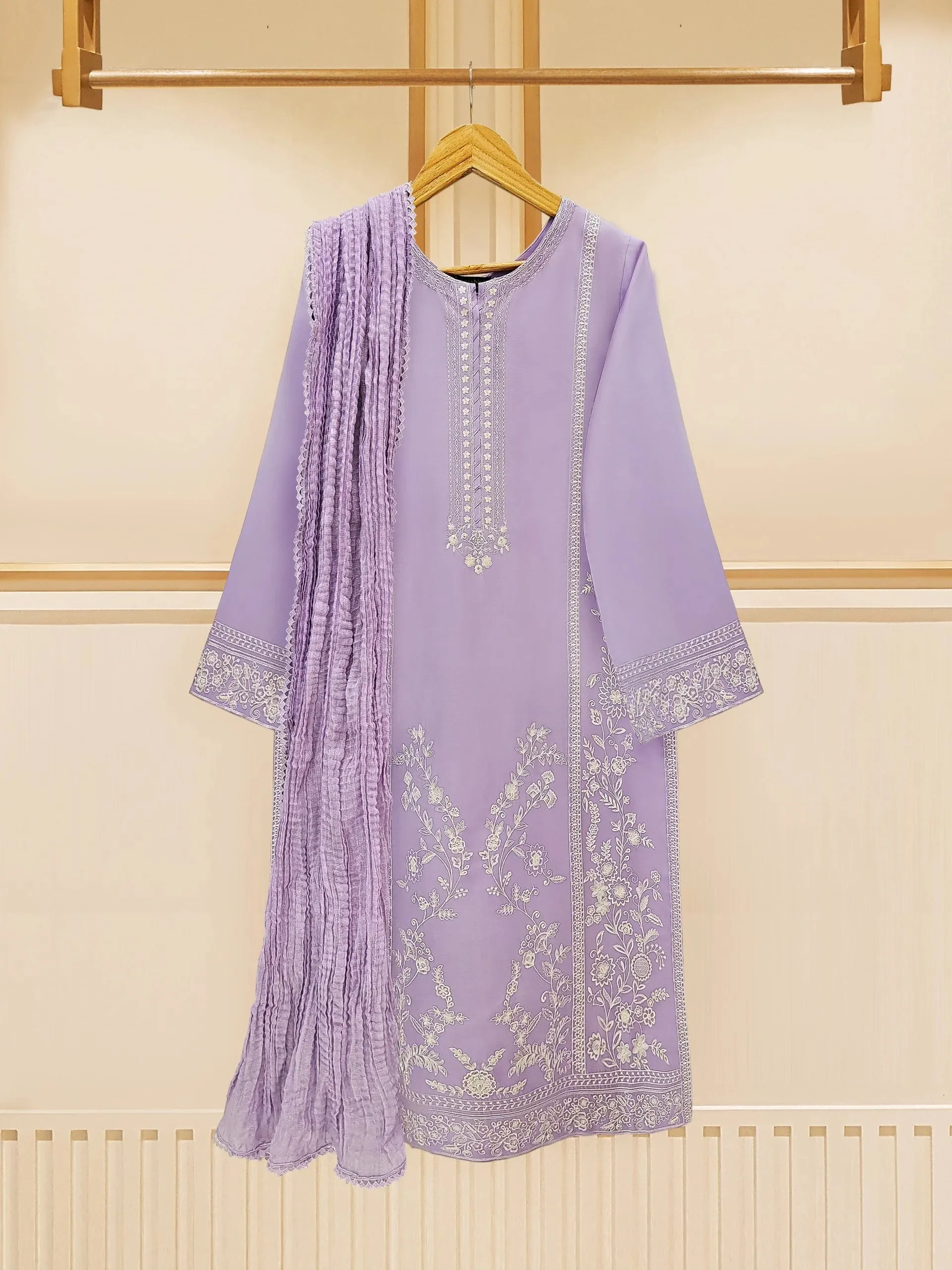 Agha Noor Lilac Embroidered Lawn 3-Piece Suit