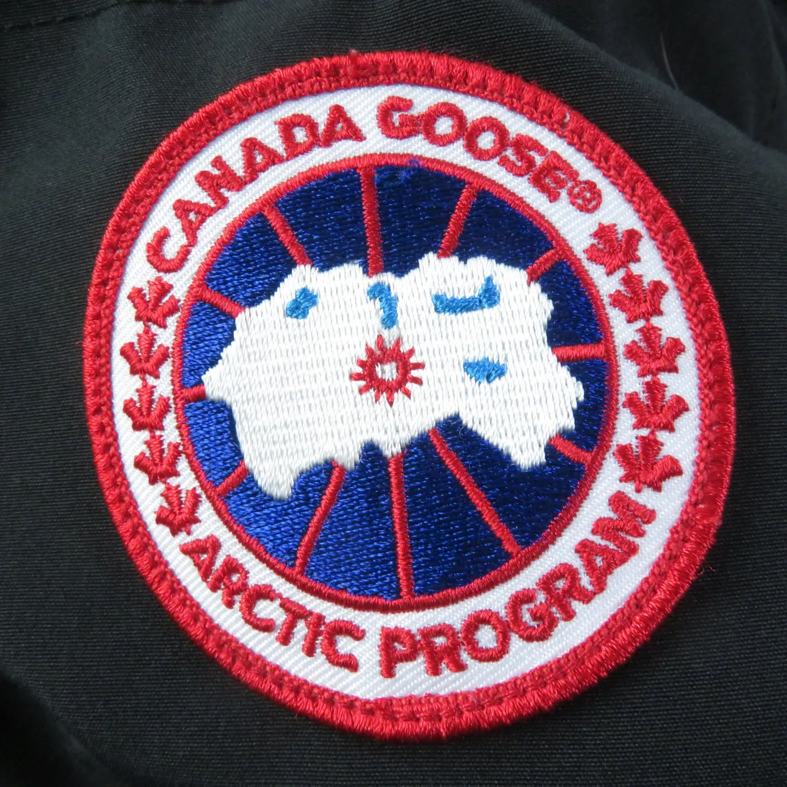 Canada Goose MACKENZIE Down Coat Black M Women