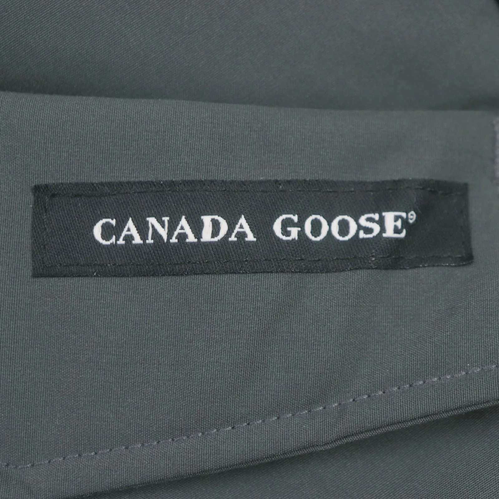 CANADA GOOSE Rossclair Parka Down Coat Gray M