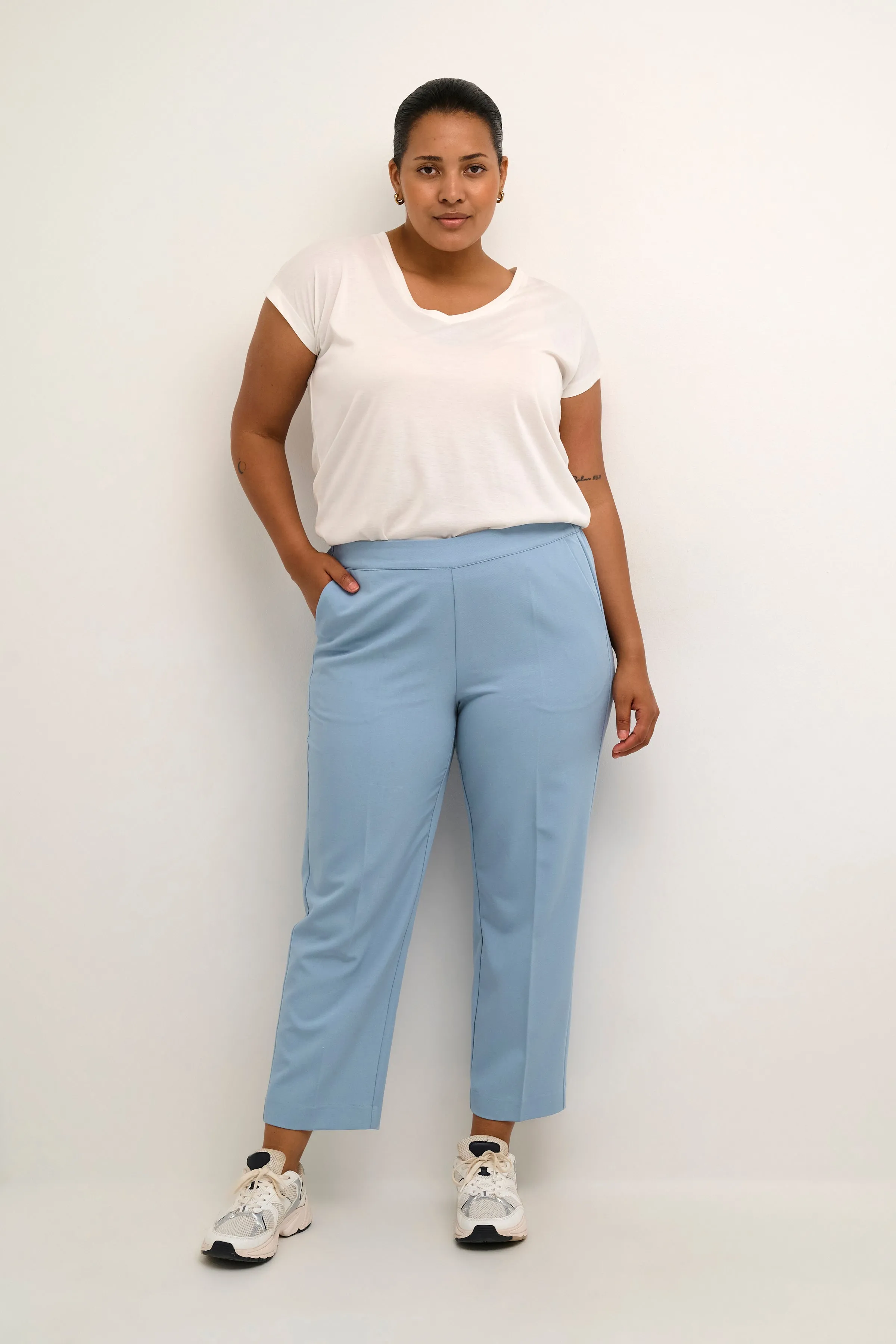 Kaffe Curve Sakira Crop Trousers in Light Blue