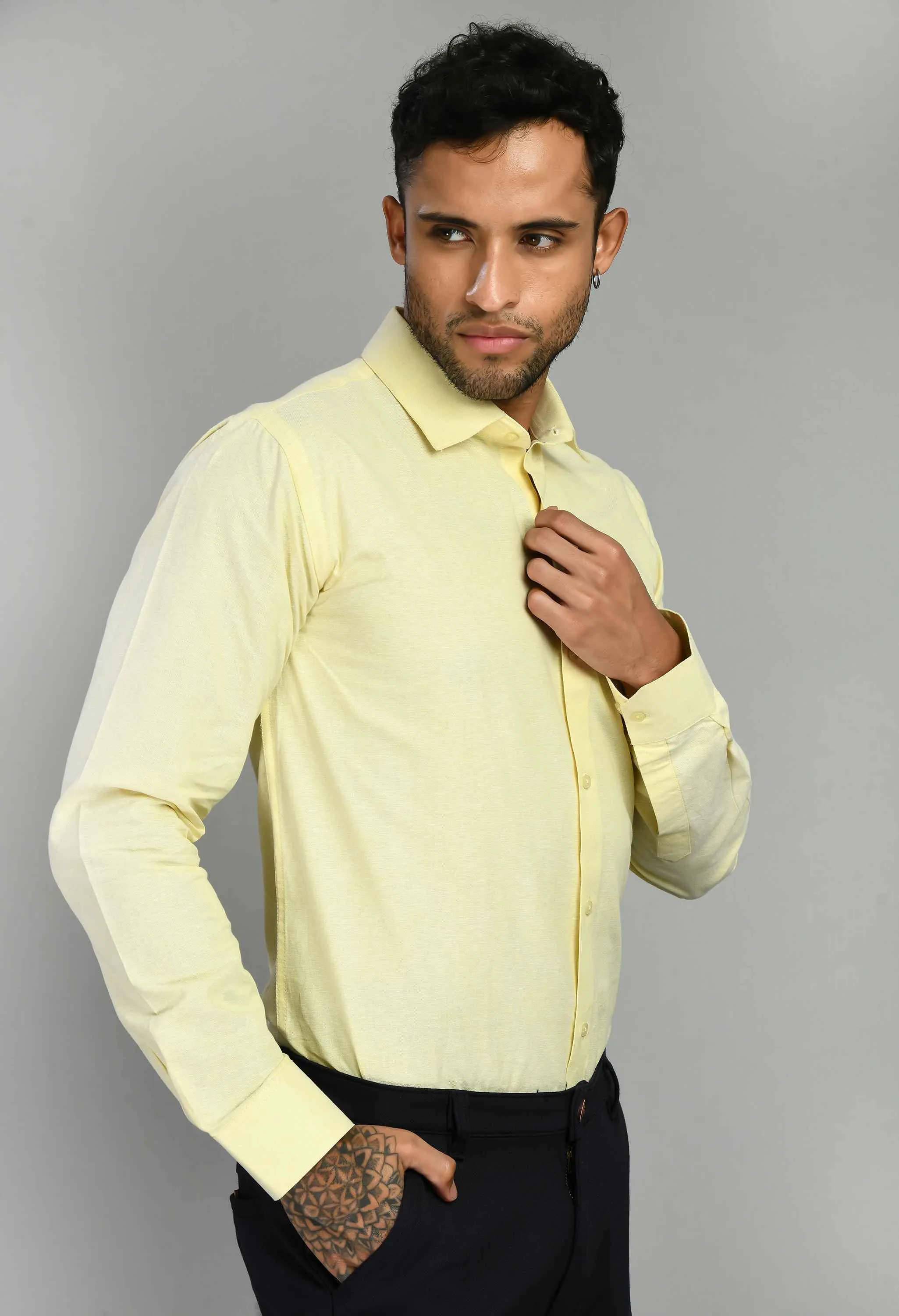 Men's Solid Cotton Oxford Slim Fit Shirt