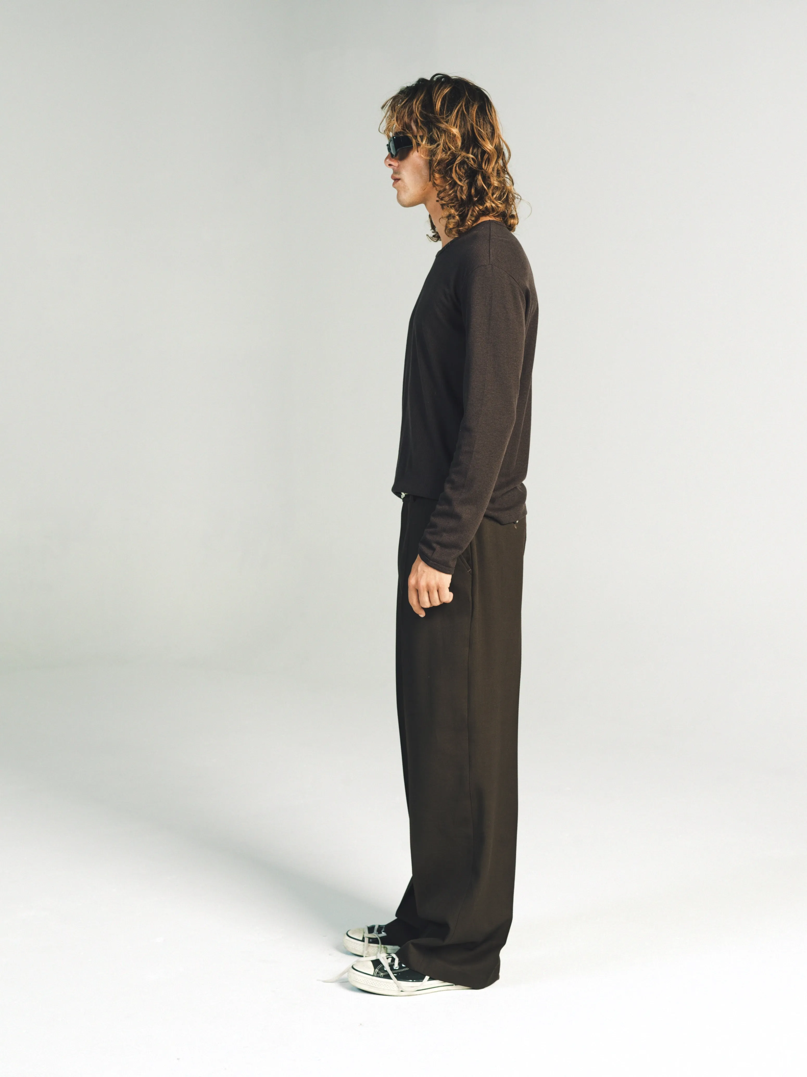 RELAXED PRIMO TROUSERS | BROWN